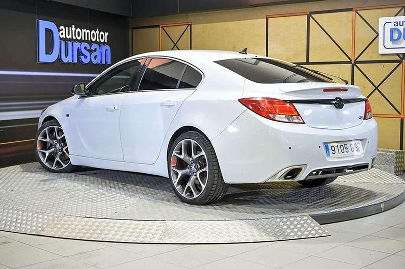 Usado Opel Insignia OPC 325 CV (239 kW) 2009 Blanco Berlina