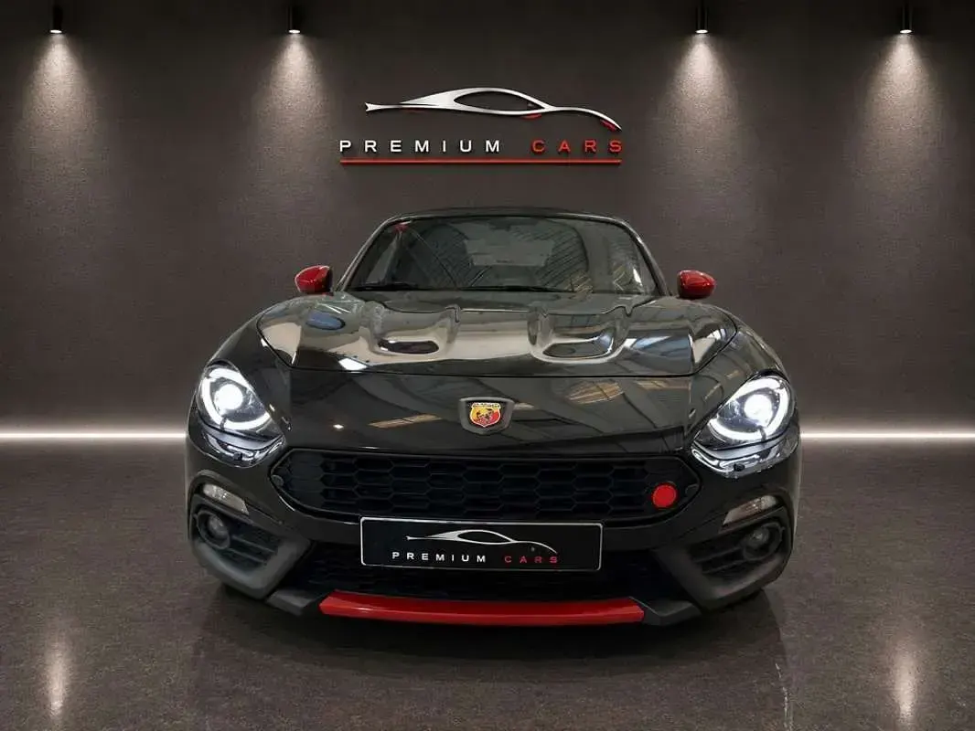 Usado Abarth 124 Spider 170 CV (125 kW) 2017 Negro Descapotable