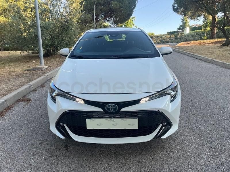 Usado Toyota Corolla Active 122 CV (89 kW) 2019 Blanco Berlina