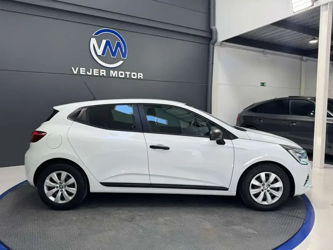 Usado Renault Clio Zen 86 CV (63 kW) 2021 Blanco Utilitario