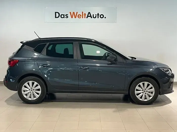 Usado Seat Arona Style 115 CV (84 kW) 2025 Gris SUV