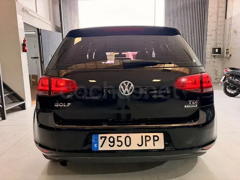 Usado VW Golf VII Advance 110 HP (80 kW) 2016 Preto Sedan