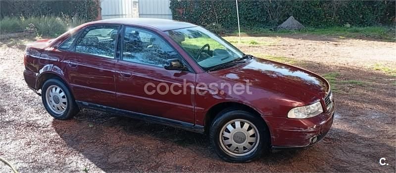 Granate Usado 2000 Audi A4 Familiar | 450 € (Super precio) - Imagen 1/3