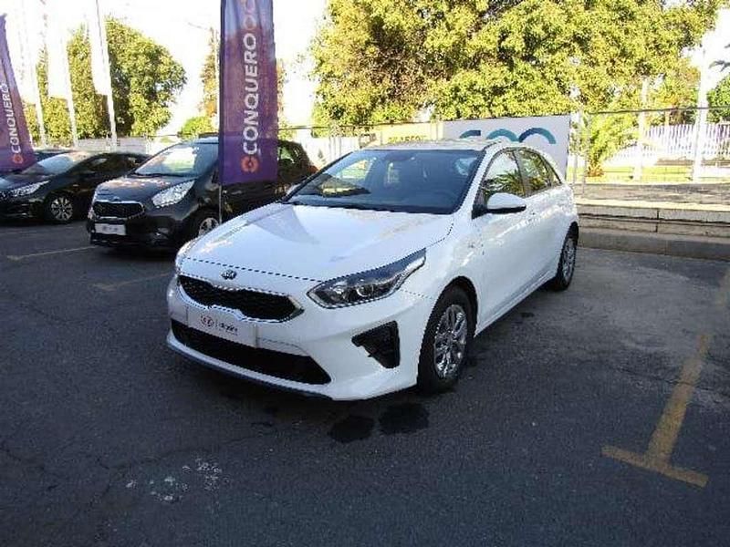 Blanco Usado 2019 Kia Ceed Utilitario | 11.350 € (Precio justo) - Imagen 1/4