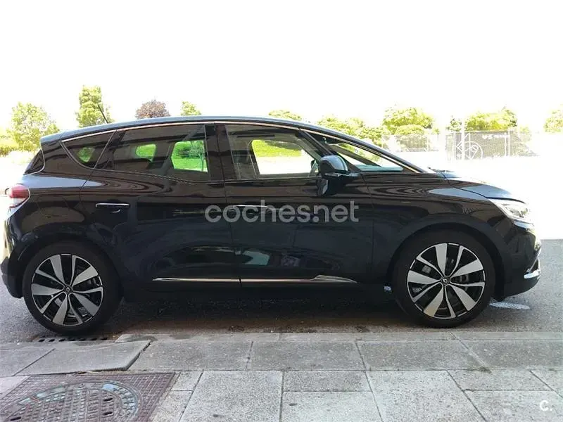 Usado Renault Scénic IV LIMITED 140 CV (102 kW) 2019 Negro Monovolumen