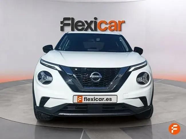 Usado Nissan Juke Acenta 114 HP (83 kW) 2022 Branco SUV