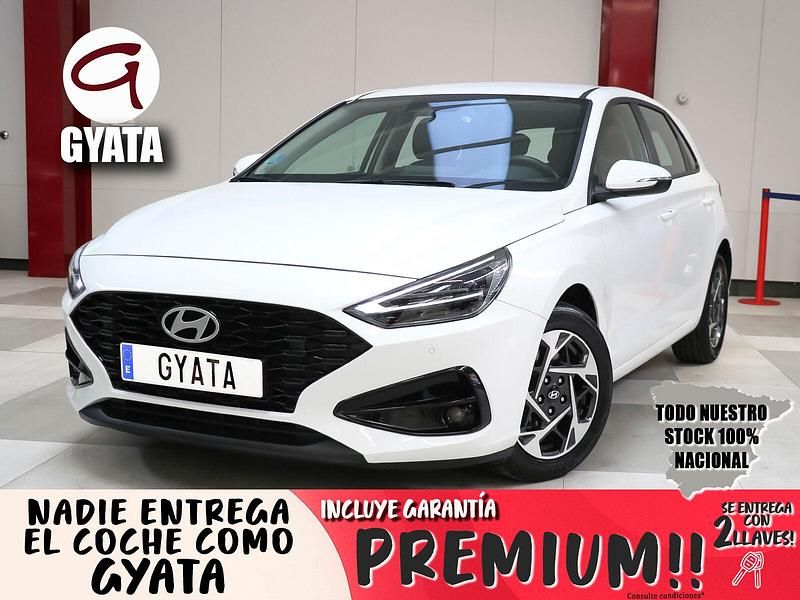 Blanco Usado 2025 Hyundai i30 | 19.590 € (Precio justo) - Imagen 1/4