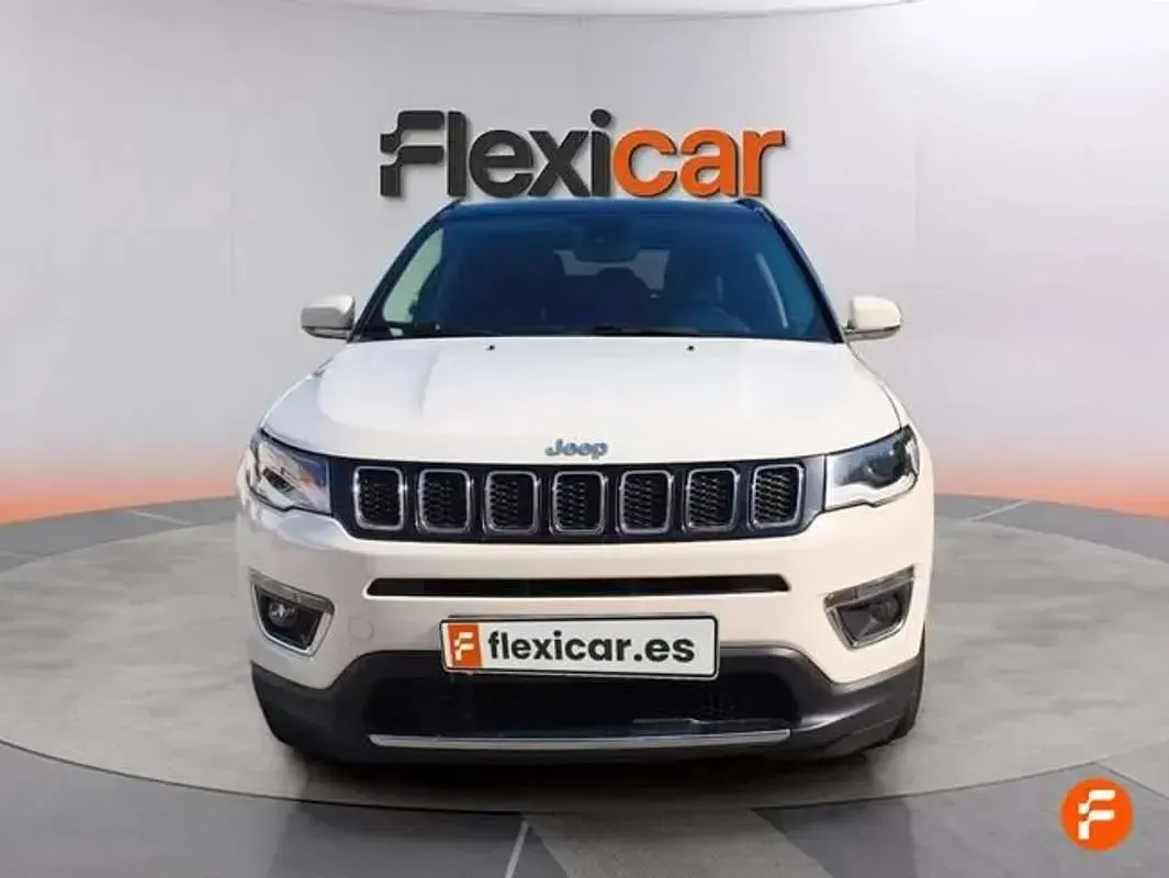 Usado Jeep Compass Limited 120 CV (88 kW) 2019 Blanco SUV