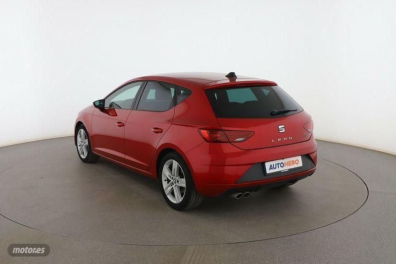 Usado Seat Leon ST FR 151 CV (111 kW) 2020 Rojo Familiar