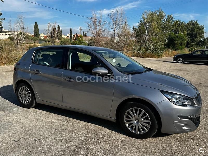 Gris / plata Usado 2017 Peugeot 308 Active Berlina | 7200 € (Super precio) - Imagen 1/3