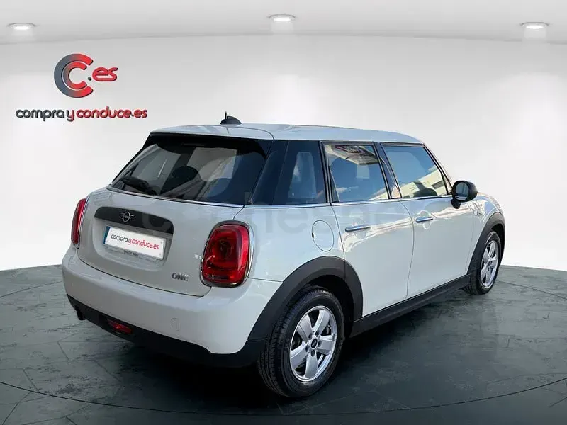 Usado Mini ONE 102 CV (75 kW) 2019 Blanco Utilitario