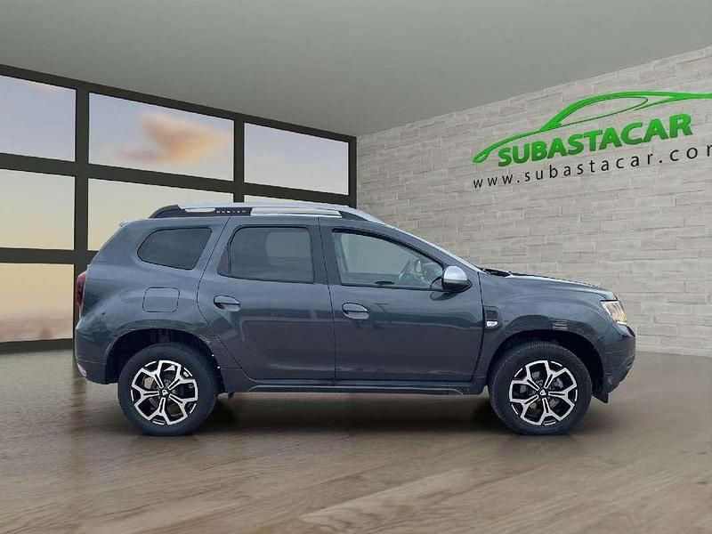 Usado Dacia Duster Prestige 116 CV (85 kW) 2020 Gris SUV
