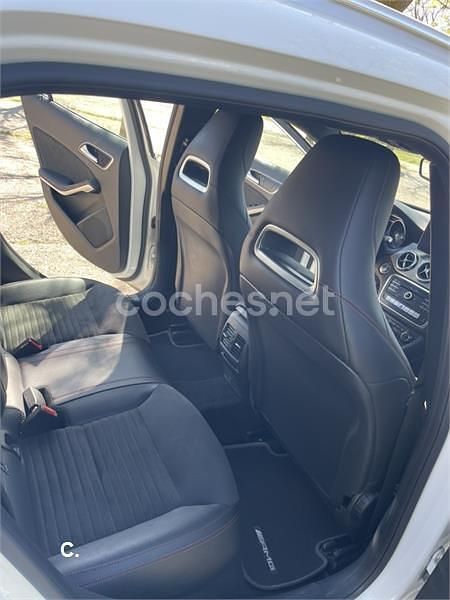 Usado Mercedes GLA180 122 CV (89 kW) 2019 Blanco SUV
