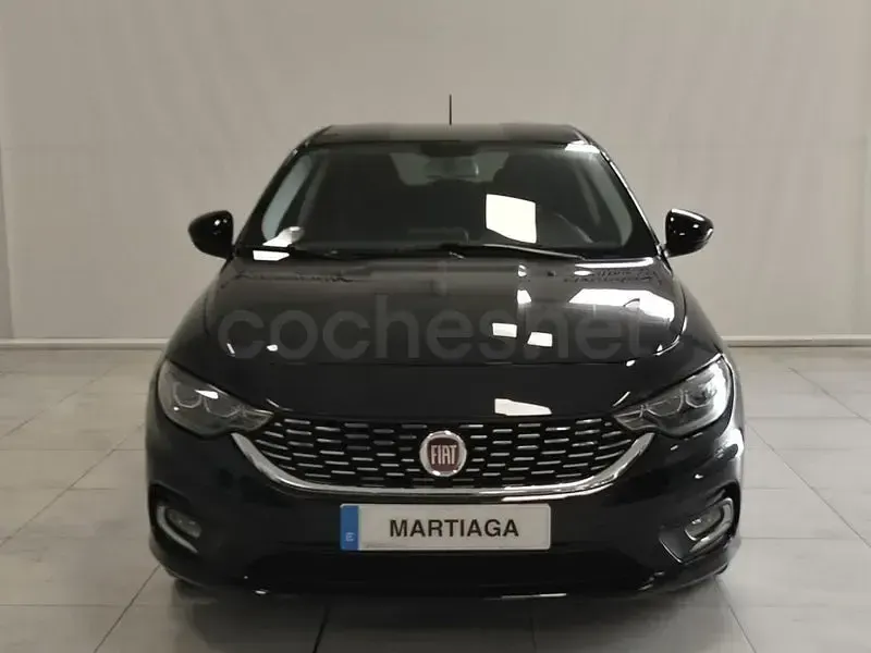 Usado Fiat Tipo Business 95 CV (69 kW) 2020 Negro Berlina