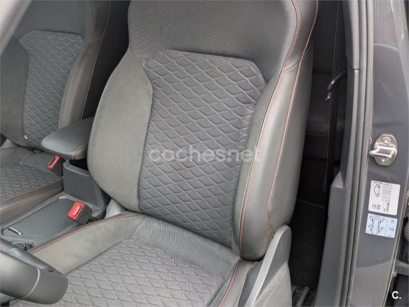 Usado Seat Tarraco FR 150 CV (110 kW) 2024 Gris / plata SUV