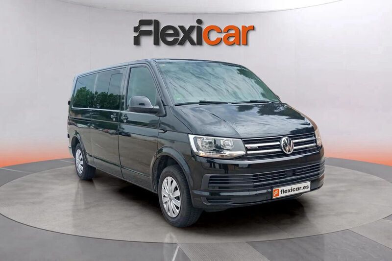 Negro Usado 2017 VW Caravelle Trendline Monovolumen | 27.690 € (Buen precio) - Imagen 1/4