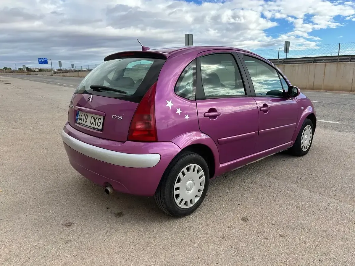 Usado Citroën C3 61 CV (44 kW) 2003 Azul
