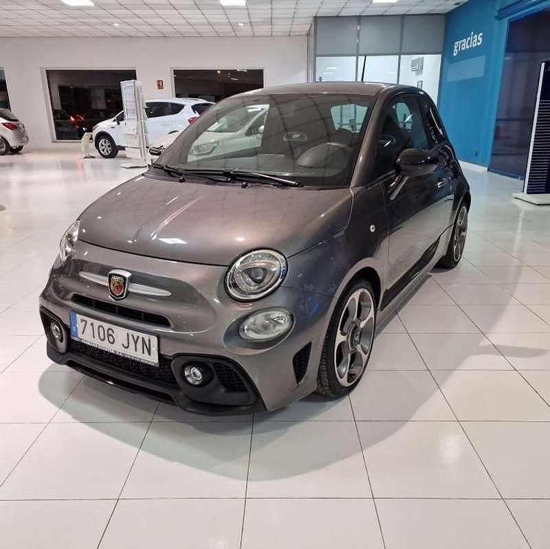 Gris Usado 2017 Abarth 595 Utilitario | 16.990 € (Un poco caro) - Imagen 1/4