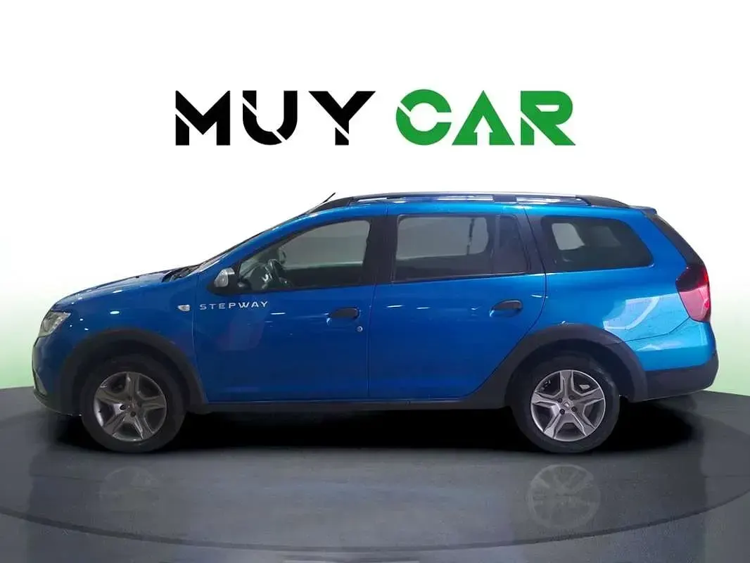 Usado Dacia Logan MCV Comfort 90 CV (66 kW) 2020 Azul Familiar