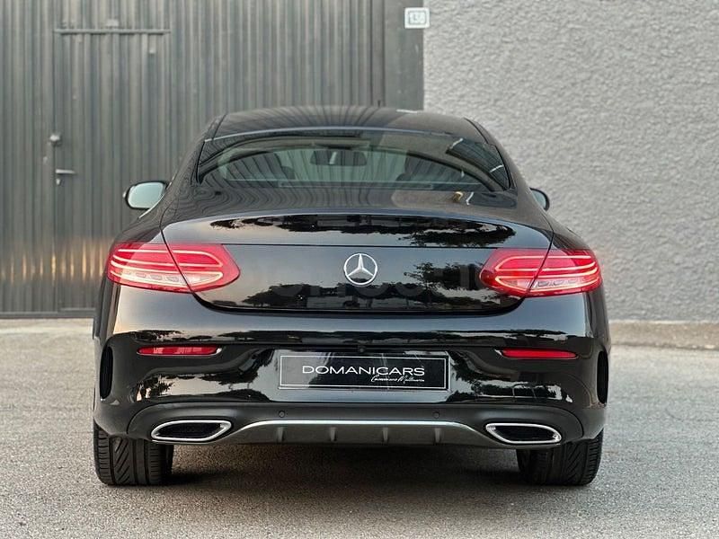 Usado Mercedes C220 AMG line 170 CV (125 kW) 2016 Negro Coupe
