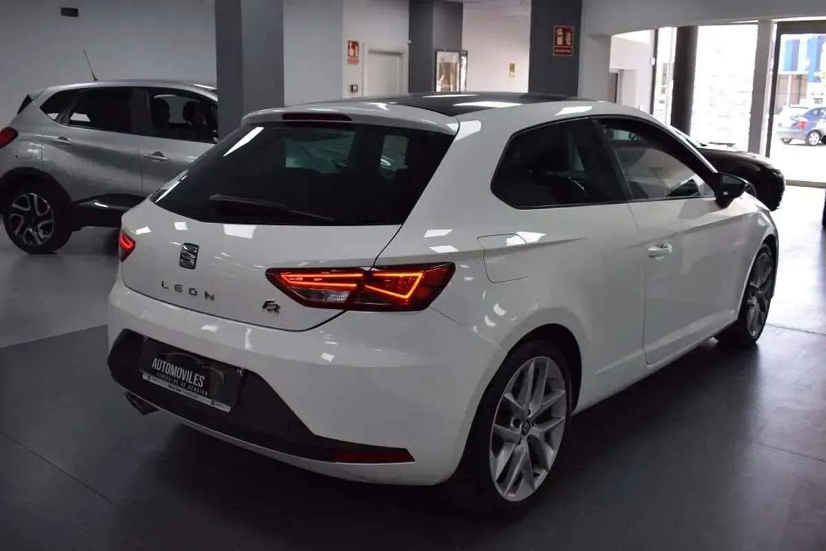 Usado Seat Leon ST FR 184 CV (135 kW) 2015 Familiar