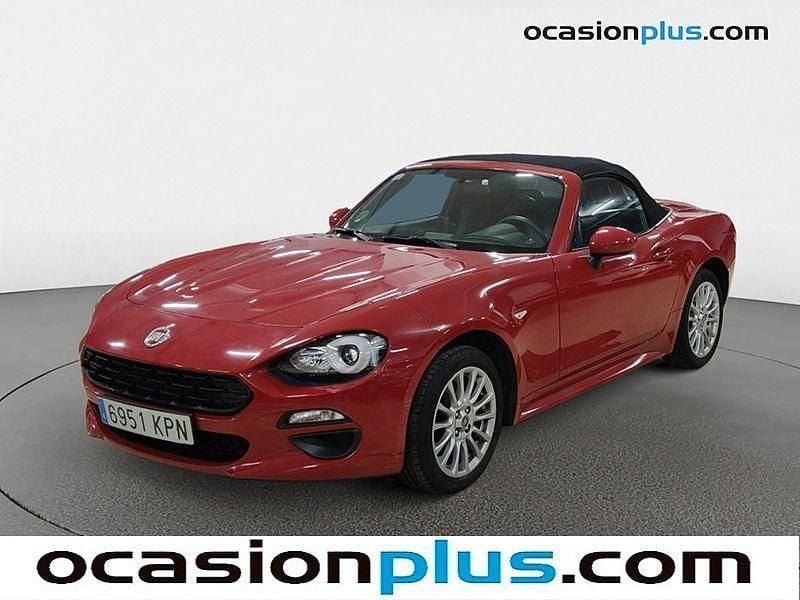 Usado Fiat 124 Spider 140 CV (102 kW) 2018 Rojo Descapotable