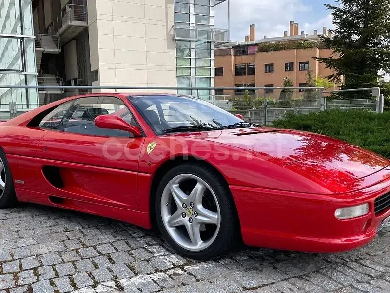 Usado Ferrari F355 380 CV (279 kW) 1998 Rojo Coupe