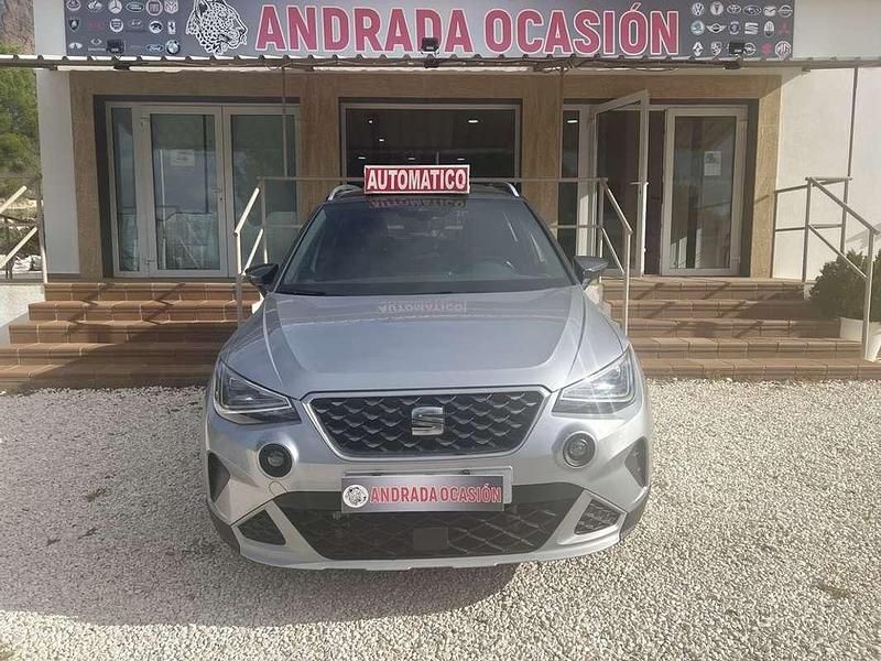 Gris Usado 2024 Seat Arona Xperience SUV | 22.400 € (Un poco caro) - Imagen 1/4