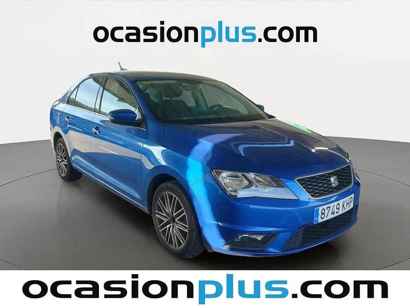 Usado Seat Toledo Style 110 CV (80 kW) 2018 Azul Utilitario