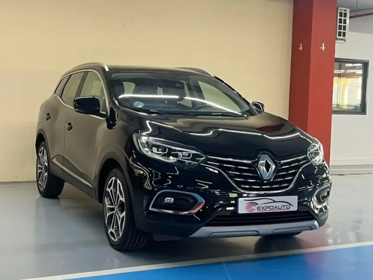 Usado Renault Kadjar Techno 140 CV (102 kW) 2022 Negro SUV