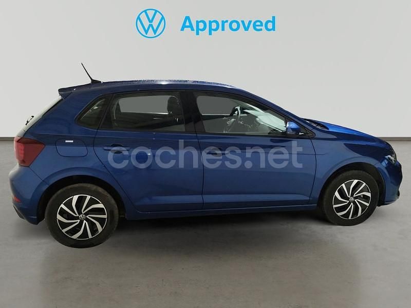 Usado VW Polo Life 95 CV (69 kW) 2024 Azul Berlina