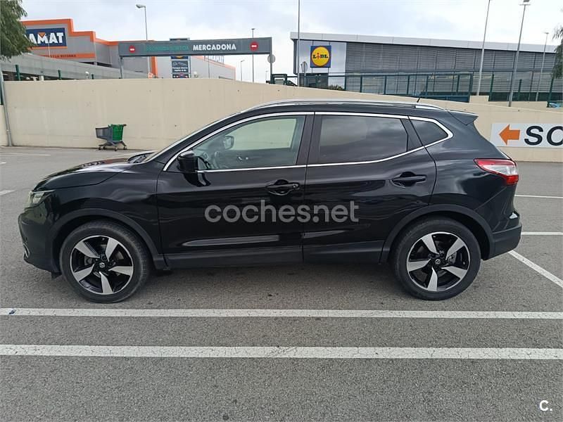 Usado Nissan Qashqai Tekna 115 CV (84 kW) 2015 Negro SUV