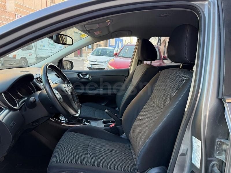 Usado Nissan Pulsar Acenta 115 CV (84 kW) 2018 Gris / plata Utilitario