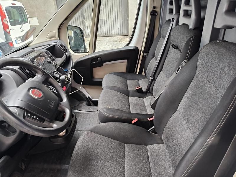 Usado Fiat Ducato 130 HP (95 kW) 2016 Branco Van
