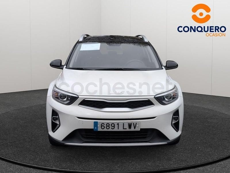 Usado Kia Stonic 84 CV (61 kW) 2022 Negro SUV