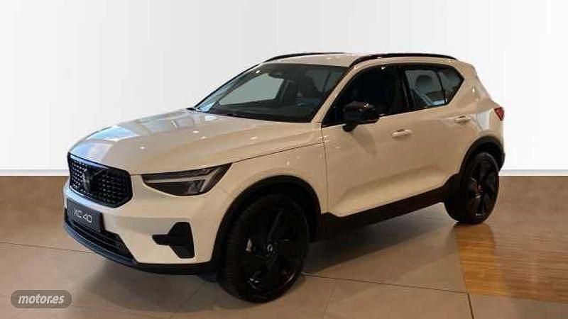 Nuevo Volvo XC40 Plus 2026 Blanco SUV