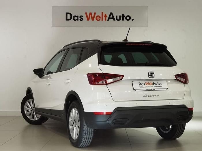 Usado Seat Arona Style 115 CV (84 kW) 2025 Blanco SUV