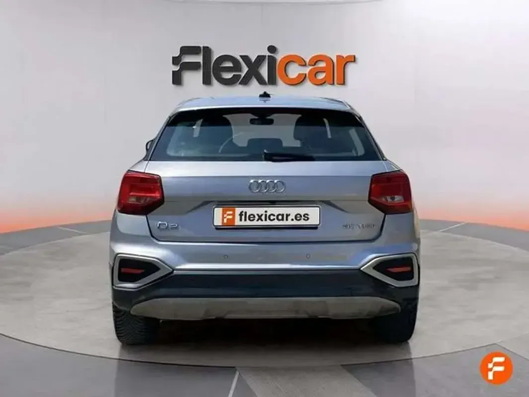 Usado Audi Q2 Premium 150 CV (110 kW) 2023 Gris SUV