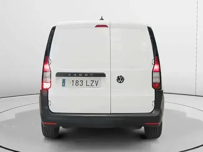 Usado VW Caddy 102 CV (75 kW) 2022 Blanco Monovolumen