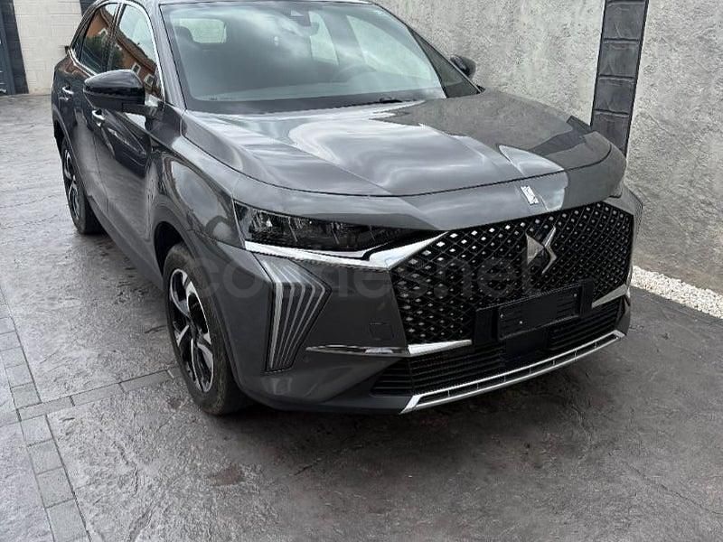 Usado DS Automobiles DS7 Crossback Bastille 130 CV (95 kW) 2023 Gris / plata SUV