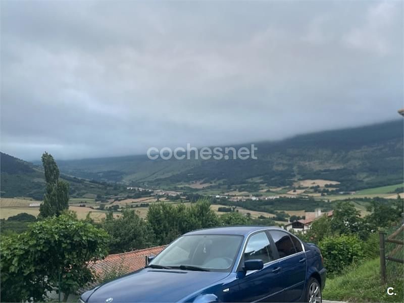 Azul Usado 2002 BMW 330 Berlina | 4500 € (Buen precio) - Imagen 1/4