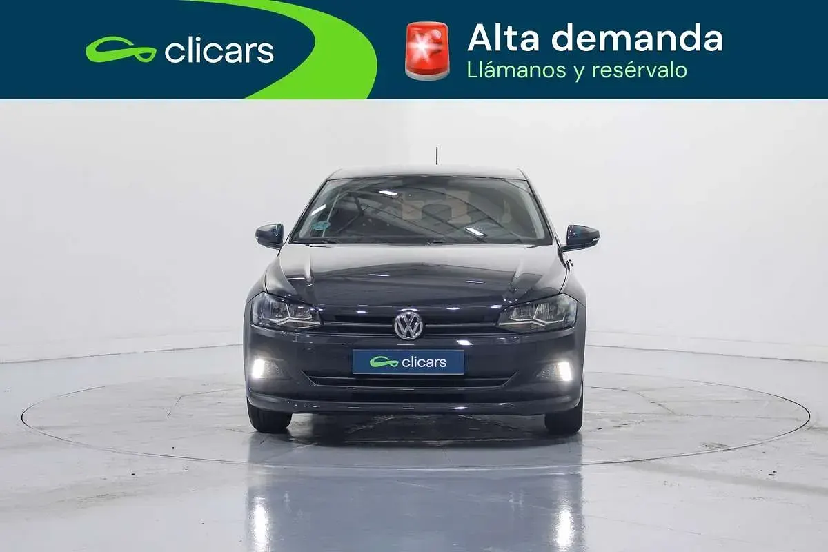 Usado VW Polo Edition 65 CV (47 kW) 2019 Gris Utilitario