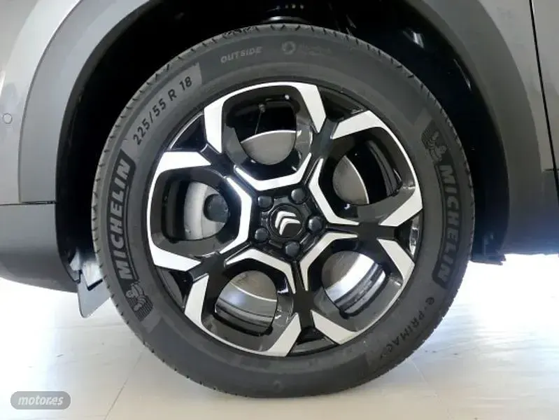 Usado Citroën C5 Aircross 136 CV (100 kW) 2024 Gris SUV