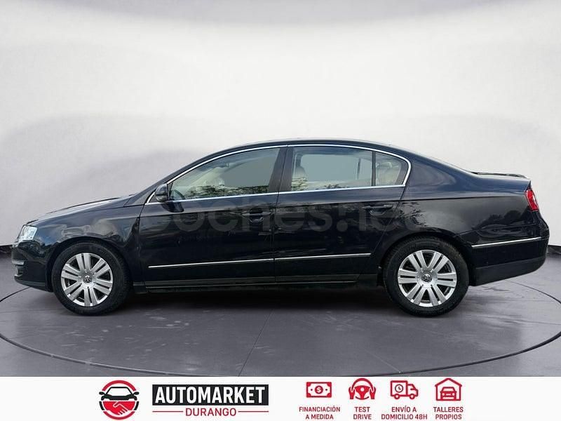 Usado VW Passat Advance 140 CV (102 kW) 2006 Negro Berlina