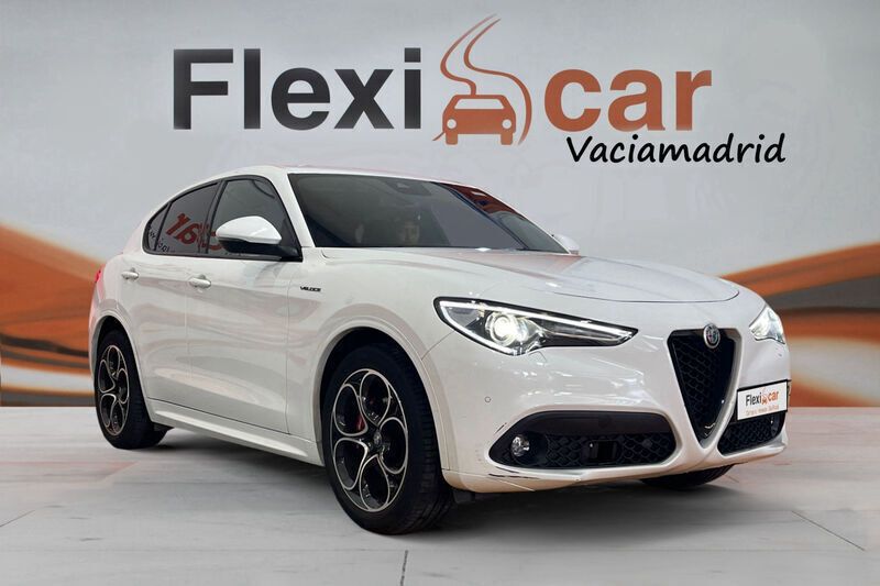 Blanco Usado 2021 Alfa Romeo Stelvio Veloce SUV | 31.890 € (Un poco caro) - Imagen 1/4