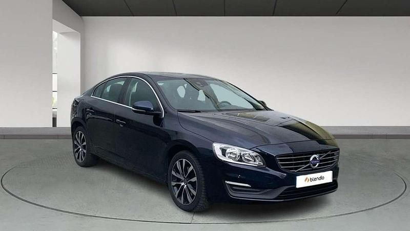 Usado Volvo S60 151 CV (111 kW) 2018 Negro Berlina