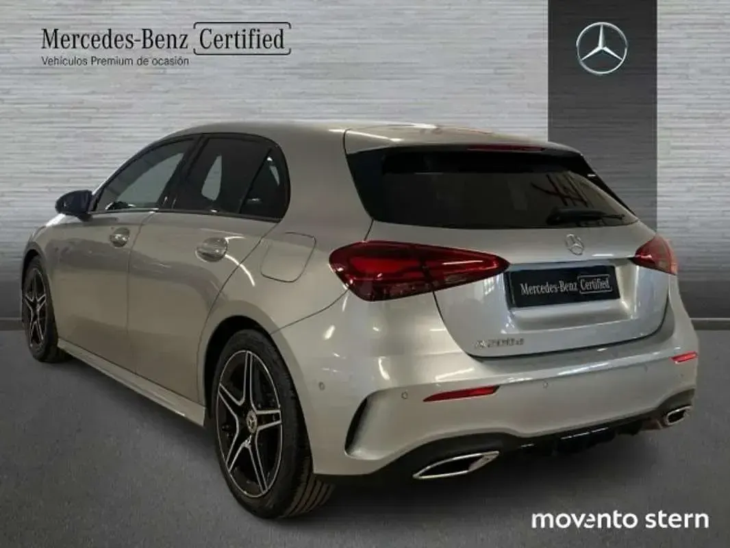 Nuevo Mercedes A200 Advanced 150 CV (110 kW) 2025 Plateado Utilitario