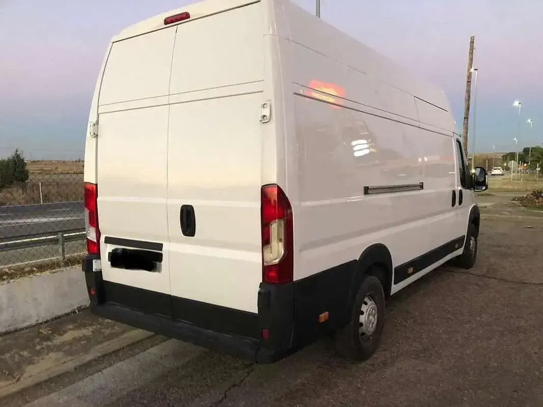 Usado Peugeot Boxer 129 CV (94 kW) 2018 Blanco Van
