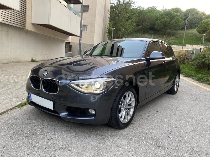 Usado BMW 118 143 CV (105 kW) 2014 Gris / plata Utilitario