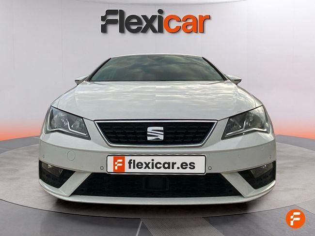 Usado Seat Leon Style 110 CV (80 kW) 2018 Blanco